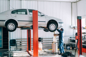 seguradora do seguro de carro analisando